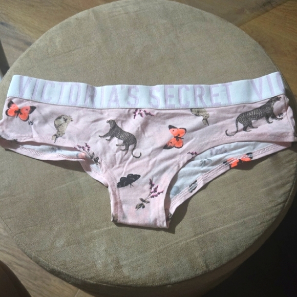 Victoria's Secret Cheeky Animal Print Underwear - Picture 1 of 2